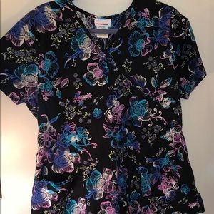 Scrub star Large scrub top